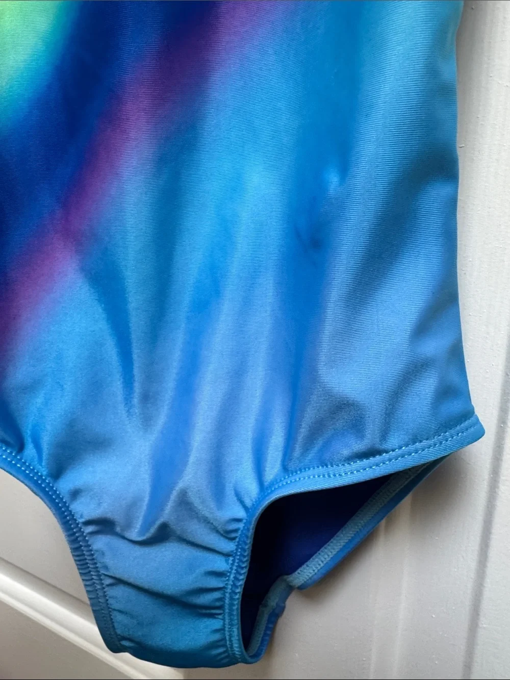 Breaking Waves Girls 6 Rainbow & Blue 1 Piece Swimsuit Bodysuit Red Green Purple